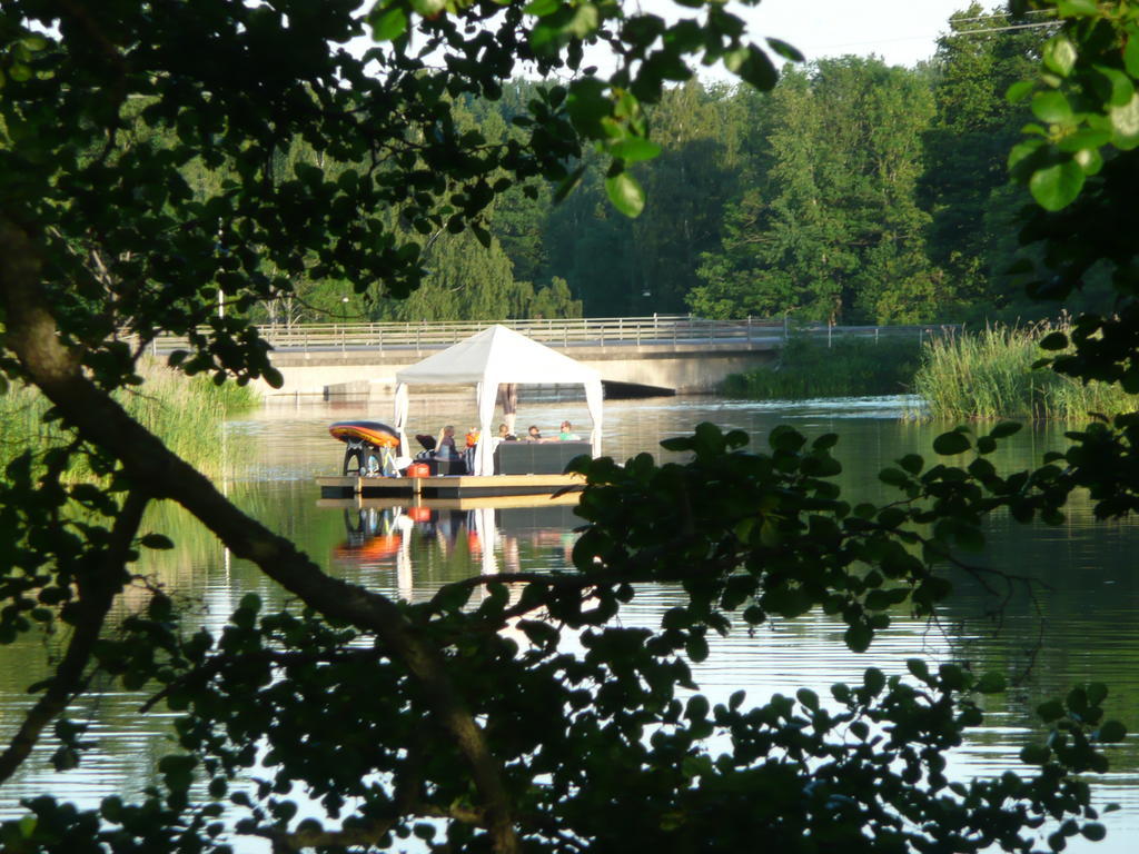 Skogis Bed & Breakfast Katrineholm Exterior foto