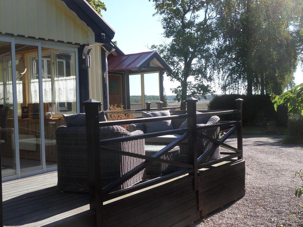 Skogis Bed & Breakfast Katrineholm Exterior foto